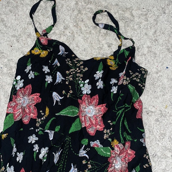 Mid length sundress - Picture 2 of 4